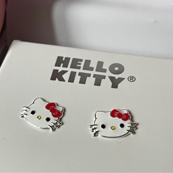 NIB hello Kitty earrings studs sterling silver new Sanrio y2k anime - Picture 4 of 7